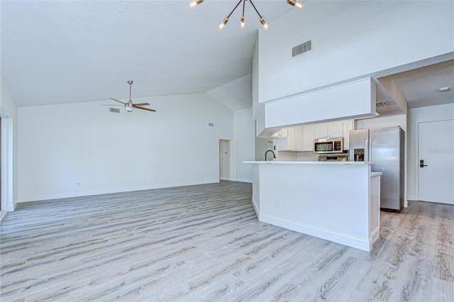 9731 62ND AVENUE N, St Petersburg, FL 33708