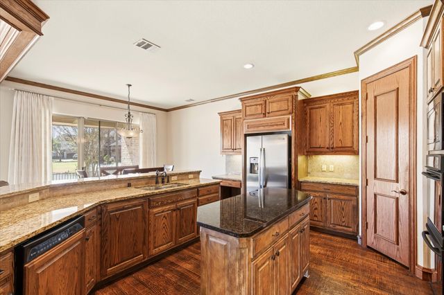 49 Pristine Pond Drive, Frisco, TX 75034