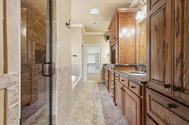 49 Pristine Pond Drive, Frisco, TX 75034