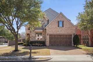 49 Pristine Pond Drive, Frisco, TX 75034