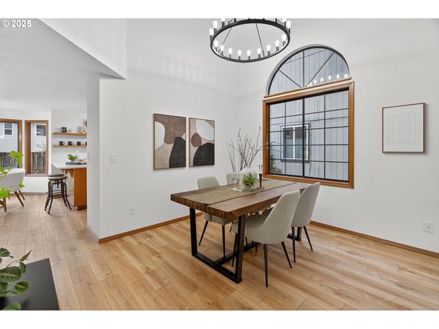 16629 Nw CHARLAIS St, Beaverton, OR 97006