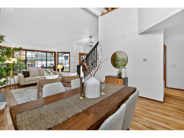 16629 Nw CHARLAIS St, Beaverton, OR 97006