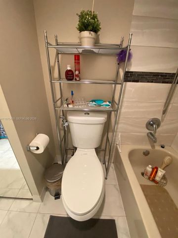 11881 SW 13th Ct, Davie, FL 33325