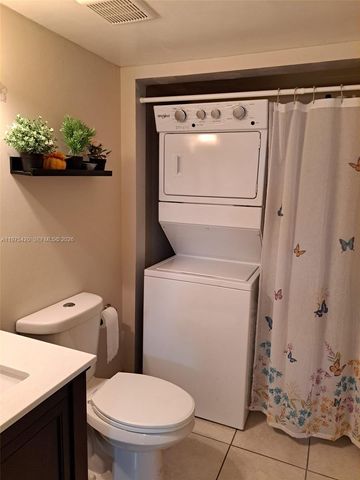 11881 SW 13th Ct, Davie, FL 33325