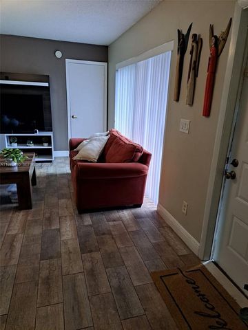 11881 SW 13th Ct, Davie, FL 33325