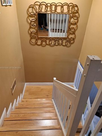 11881 SW 13th Ct, Davie, FL 33325