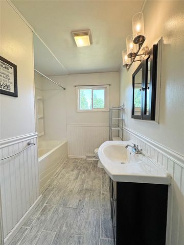438 Malden Turnpike, Saugerties, NY 12477