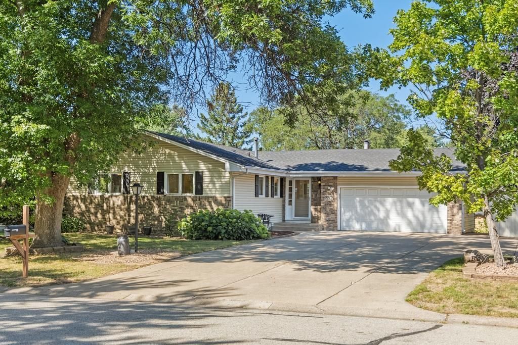 9920 36th Place N, Plymouth, MN 55441 — photo 2