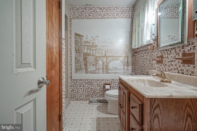 943 SYKESVILLE ROAD, Williamstown, NJ 08094