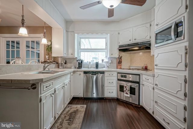 943 SYKESVILLE ROAD, Williamstown, NJ 08094