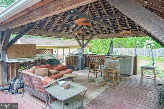 943 SYKESVILLE ROAD, Williamstown, NJ 08094