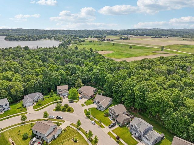 1549 E Monroe AVENUE, Hartford, WI 53027