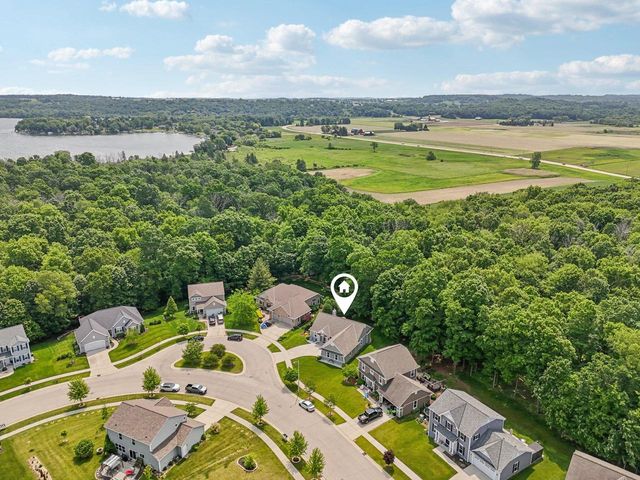 1549 E Monroe AVENUE, Hartford, WI 53027