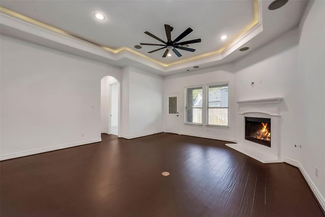95 S Greenprint Circle, Tomball, TX 77375