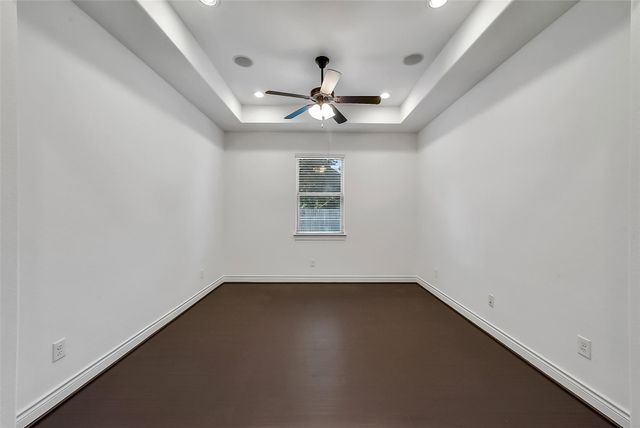 95 S Greenprint Circle, Tomball, TX 77375