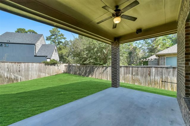 95 S Greenprint Circle, Tomball, TX 77375