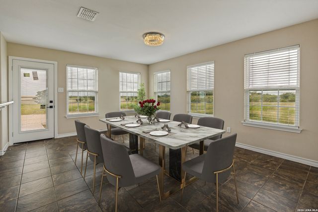 2512 SCHWAB RD, Seguin, TX 78155