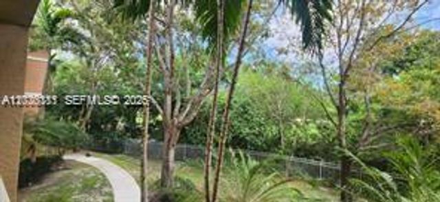 6386 Emerald Dunes Dr 206 + GARAGE, West Palm Beach, FL 33411