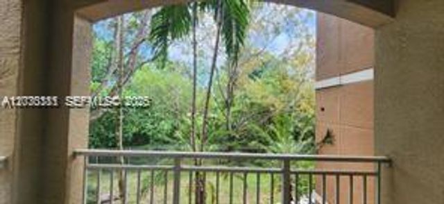 6386 Emerald Dunes Dr 206 + GARAGE, West Palm Beach, FL 33411