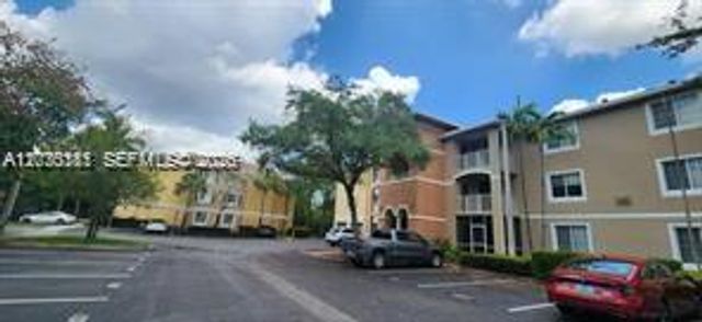 6386 Emerald Dunes Dr 206 + GARAGE, West Palm Beach, FL 33411