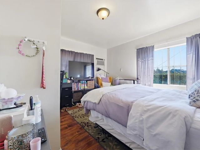 708 S Eastern Avenue, Los Angeles, CA 90022