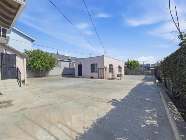 708 S Eastern Avenue, Los Angeles, CA 90022