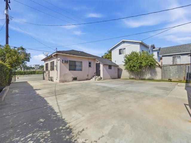 708 S Eastern Avenue, Los Angeles, CA 90022