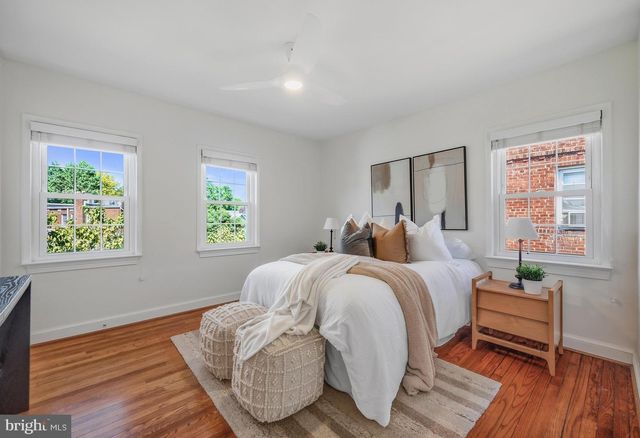 323 MOUNT VERNON AVE, Alexandria, VA 22301