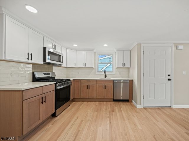 71 Moore Pl, Belleville Twp., NJ 07109