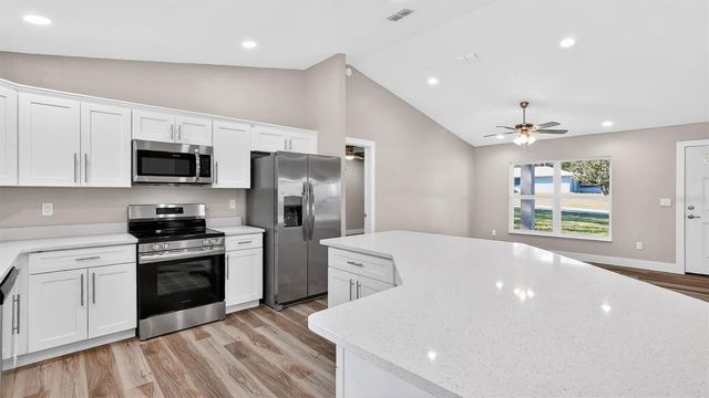 11139 N SONNET TERRACE, Citrus Springs, FL 34433