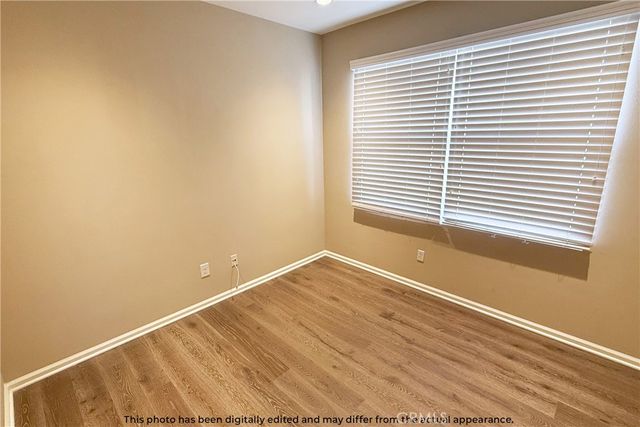 107 Mighty Oak, Irvine, CA 92602