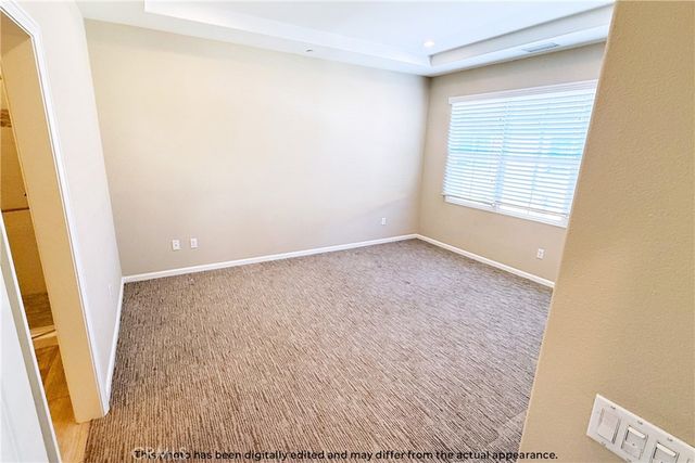 107 Mighty Oak, Irvine, CA 92602