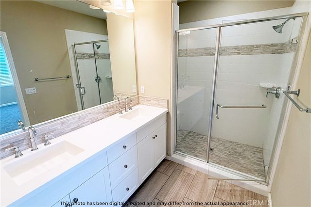 107 Mighty Oak, Irvine, CA 92602