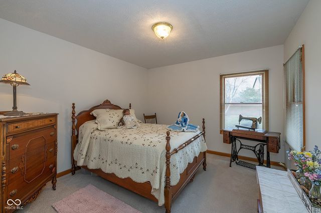 218 Deer Trace Court, Pittsboro, IN 46167