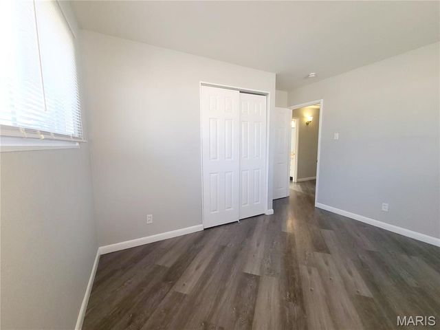 2414 Castle Drive, Moline Acres, MO 63136