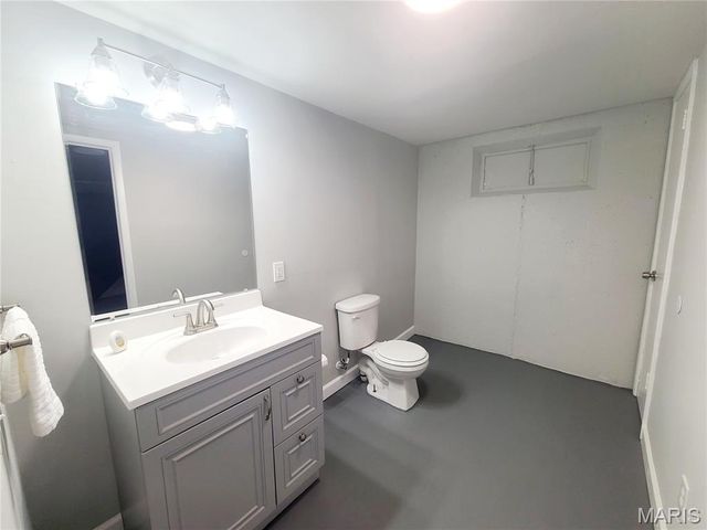 2414 Castle Drive, Moline Acres, MO 63136