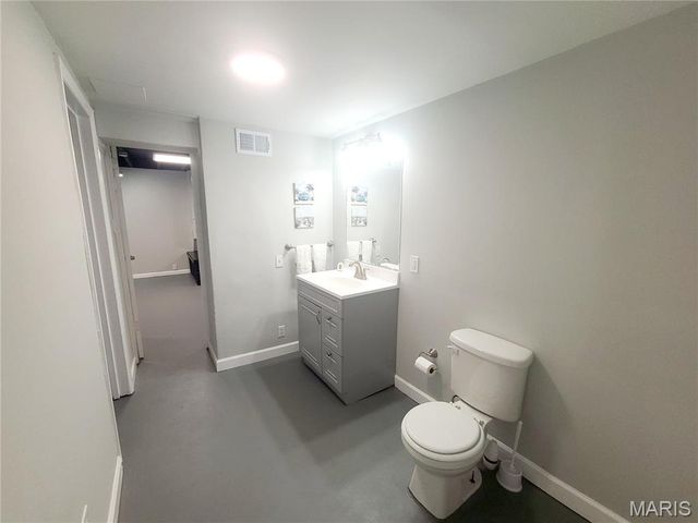 2414 Castle Drive, Moline Acres, MO 63136