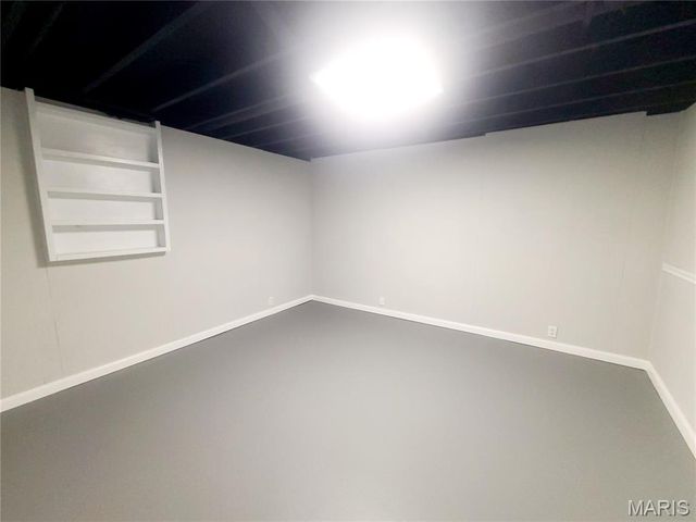 2414 Castle Drive, Moline Acres, MO 63136