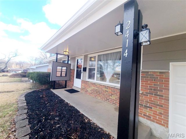 2414 Castle Drive, Moline Acres, MO 63136