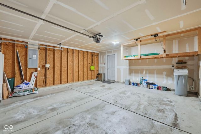 4672 Indigo Blue Boulevard, Whitestown, IN 46075