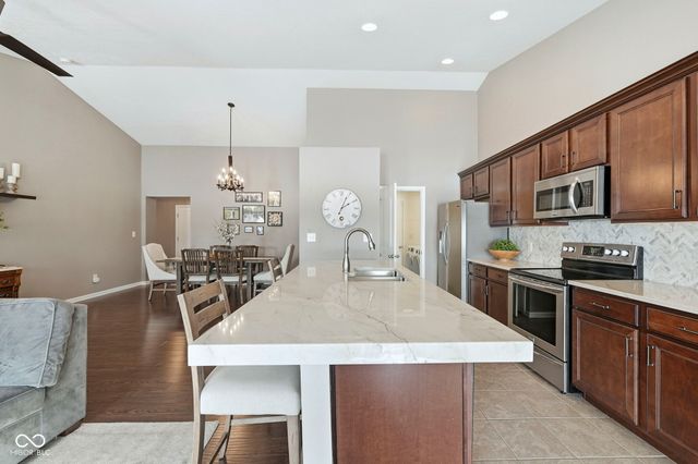 4672 Indigo Blue Boulevard, Whitestown, IN 46075