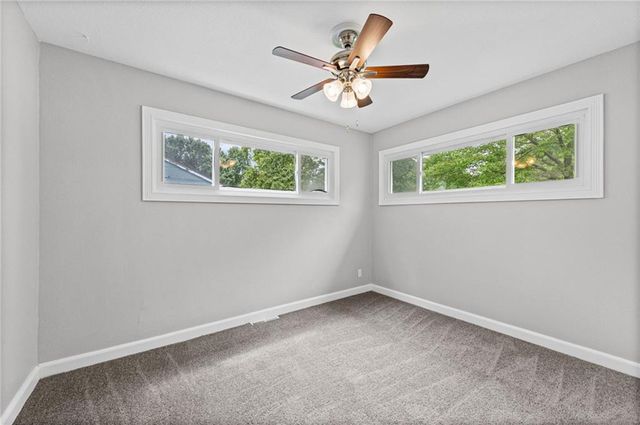 10711 Bristol Terrace, Kansas City, MO 64134