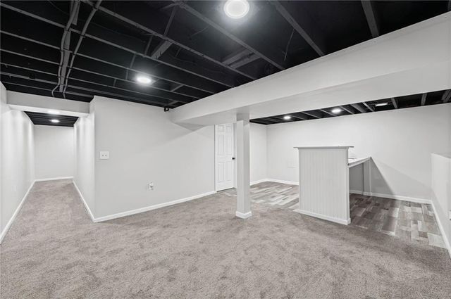 10711 Bristol Terrace, Kansas City, MO 64134