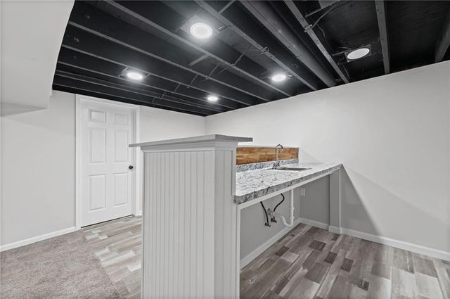10711 Bristol Terrace, Kansas City, MO 64134
