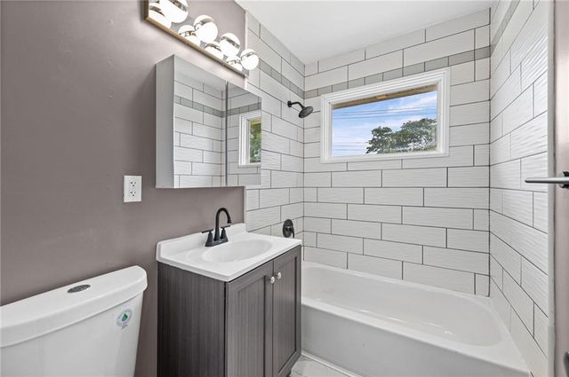 10711 Bristol Terrace, Kansas City, MO 64134