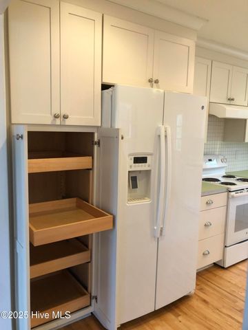 2301 Jefferson Drive, Greenville, NC 27858