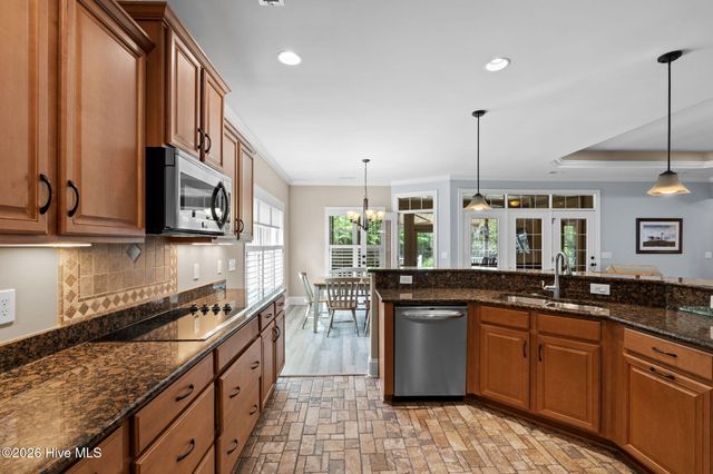 3693 Wingfoot Drive, Southport, NC 28461