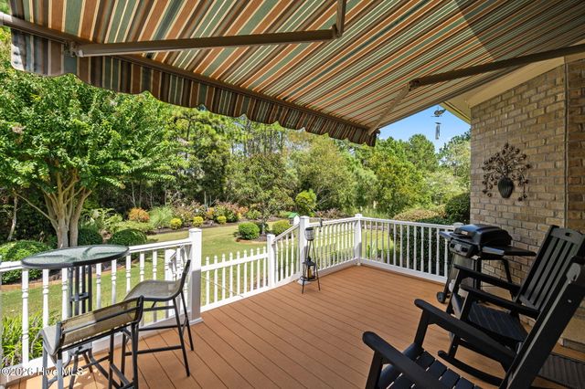 3693 Wingfoot Drive, Southport, NC 28461