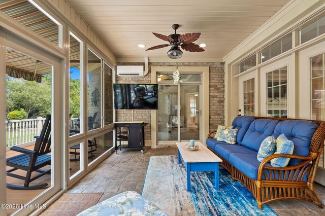 3693 Wingfoot Drive, Southport, NC 28461