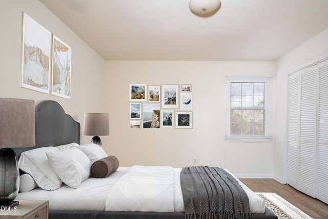 1002 Willow Drive 16, Chapel Hill, NC 27514